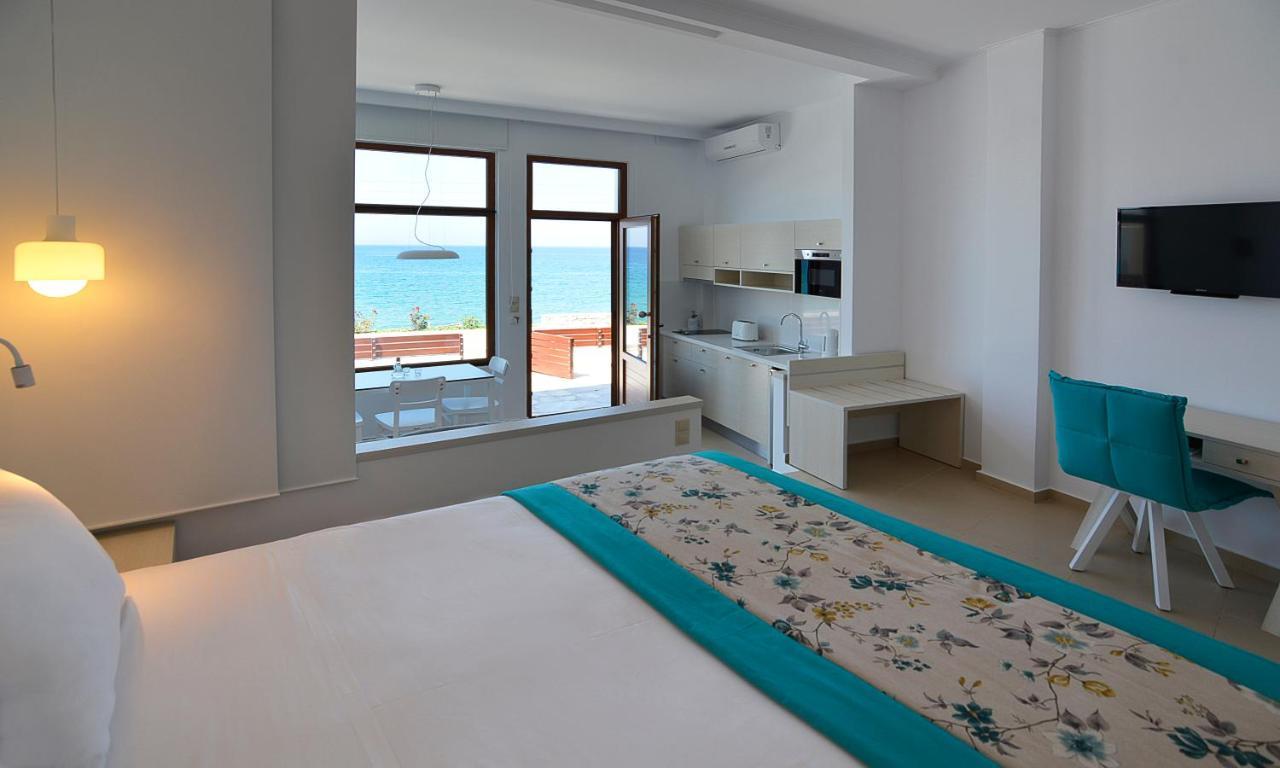 Simon Sea View Apartment Sitia  Bagian luar foto